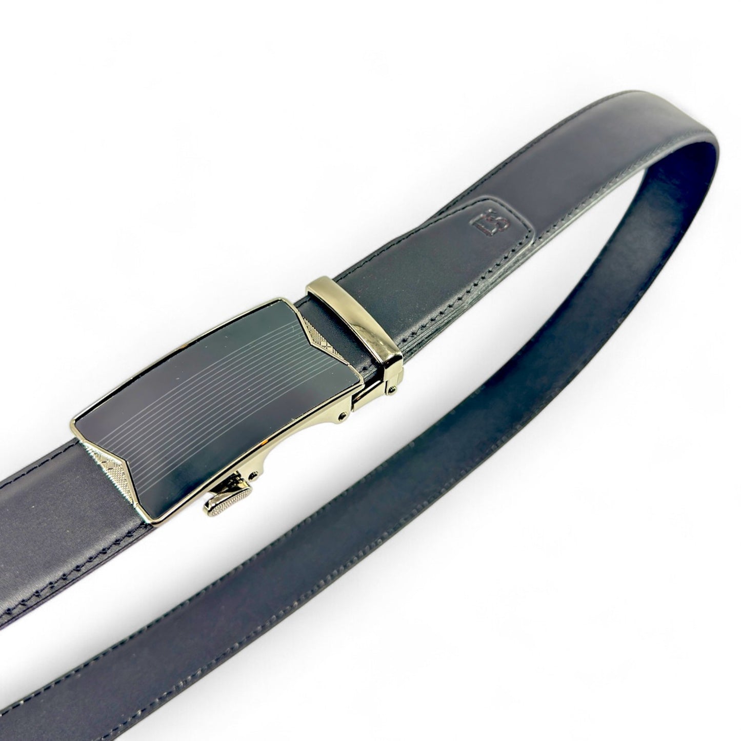 Cinturón automático en cuero negro – Distinción y estilo