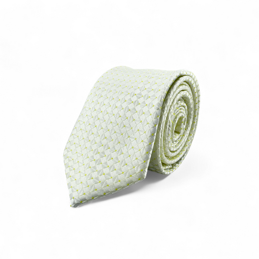 Corbata blanca satinada con detalles en hilo amarillo