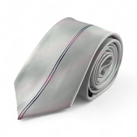 Corbata blanca con efecto gris y líneas sutiles rosadas