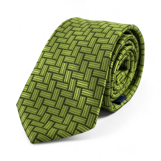 💚 Corbata Verde con Diseño Entrelazado – Estilo audaz y sofisticado