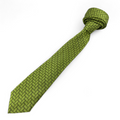 Corbata Verde con Diseño Entrelazado